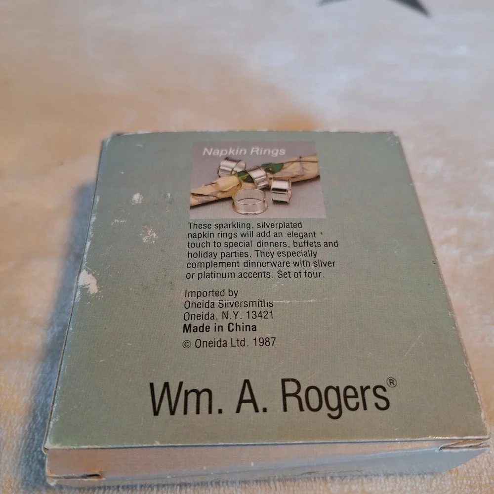 Vintage Napkin Rings Set Of 4 Wm. A Rogers Elegant Silverplated Import By Onieda